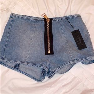NWT LF Carmar Denim Shorts with Large Zipper